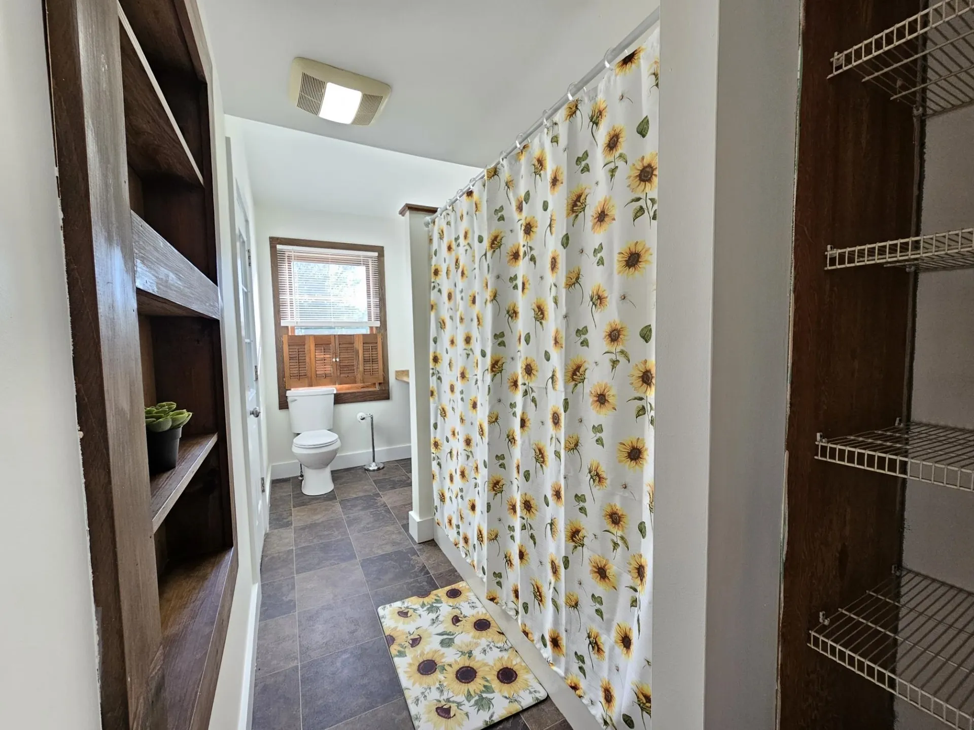 117A Lowell Road Hudson NH 03051