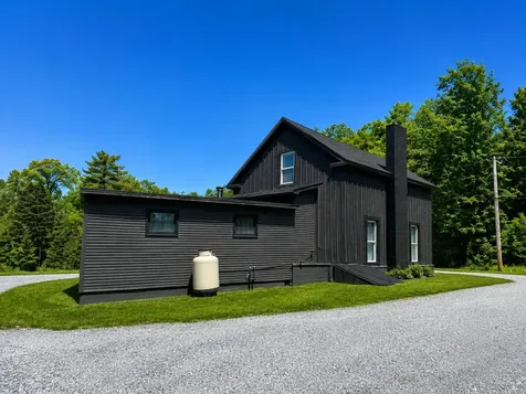 51 Carver Street Brandon VT 05733