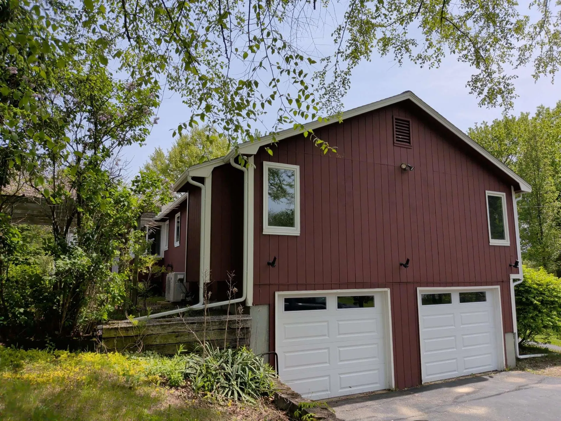 39 Old Auburn Road Derry NH 03038