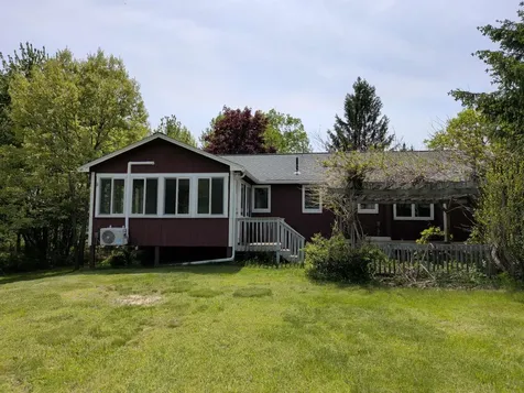 39 Old Auburn Road Derry NH 03038