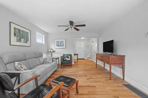 4 Three Ponds Drive Brentwood NH 03833