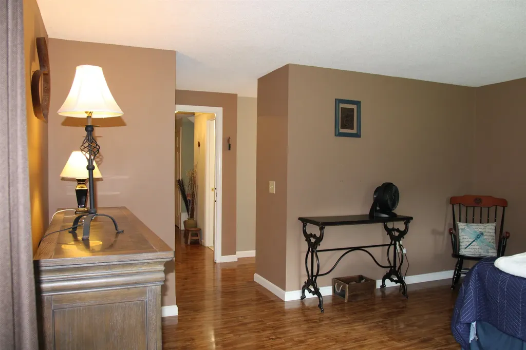 70 Walden Pond Drive Nashua NH 03064