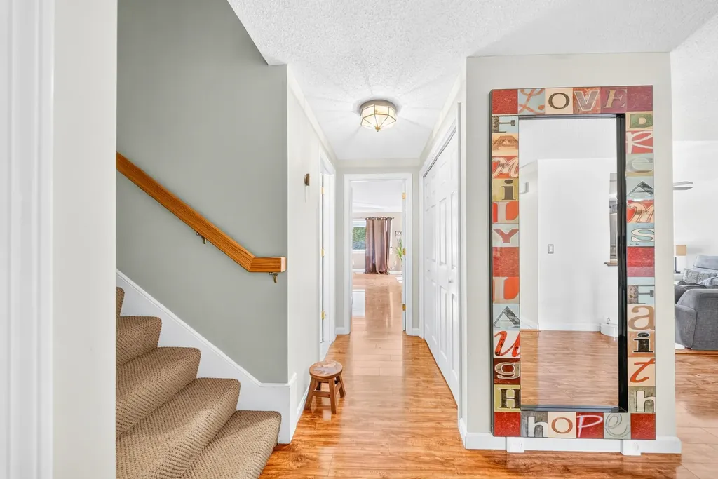 70 Walden Pond Drive Nashua NH 03064