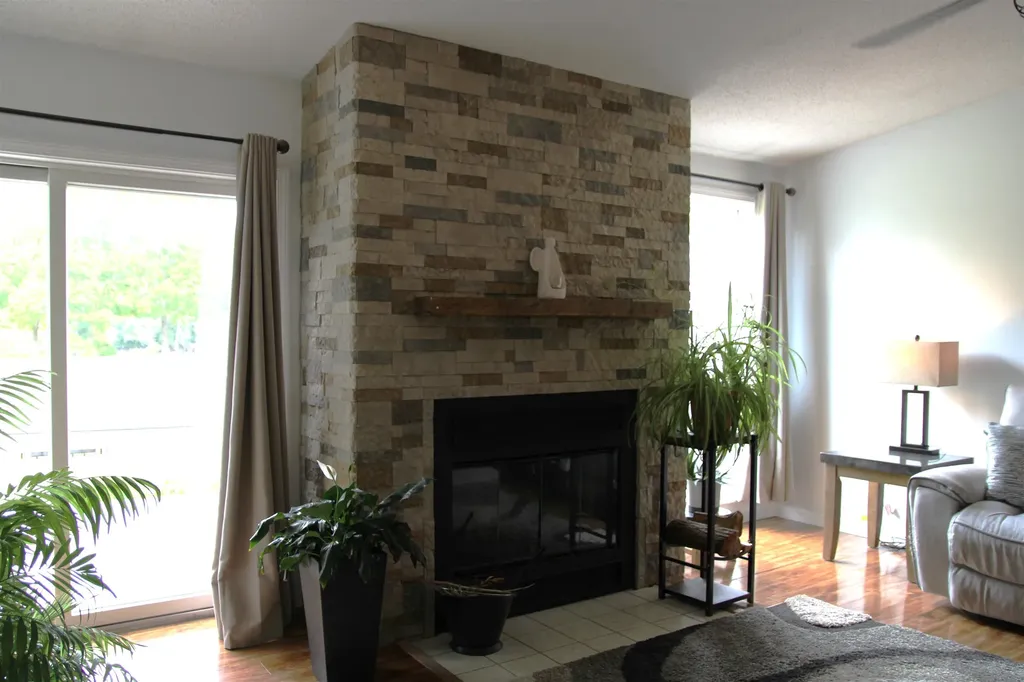 70 Walden Pond Drive Nashua NH 03064