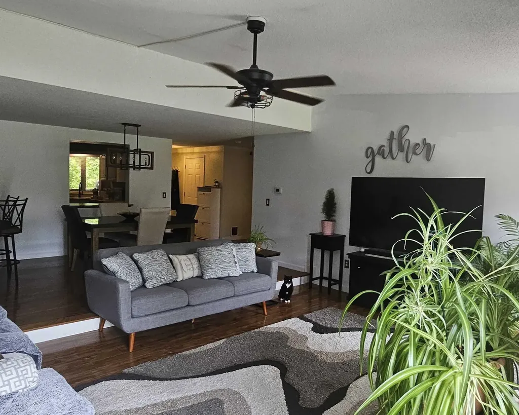 70 Walden Pond Drive Nashua NH 03064