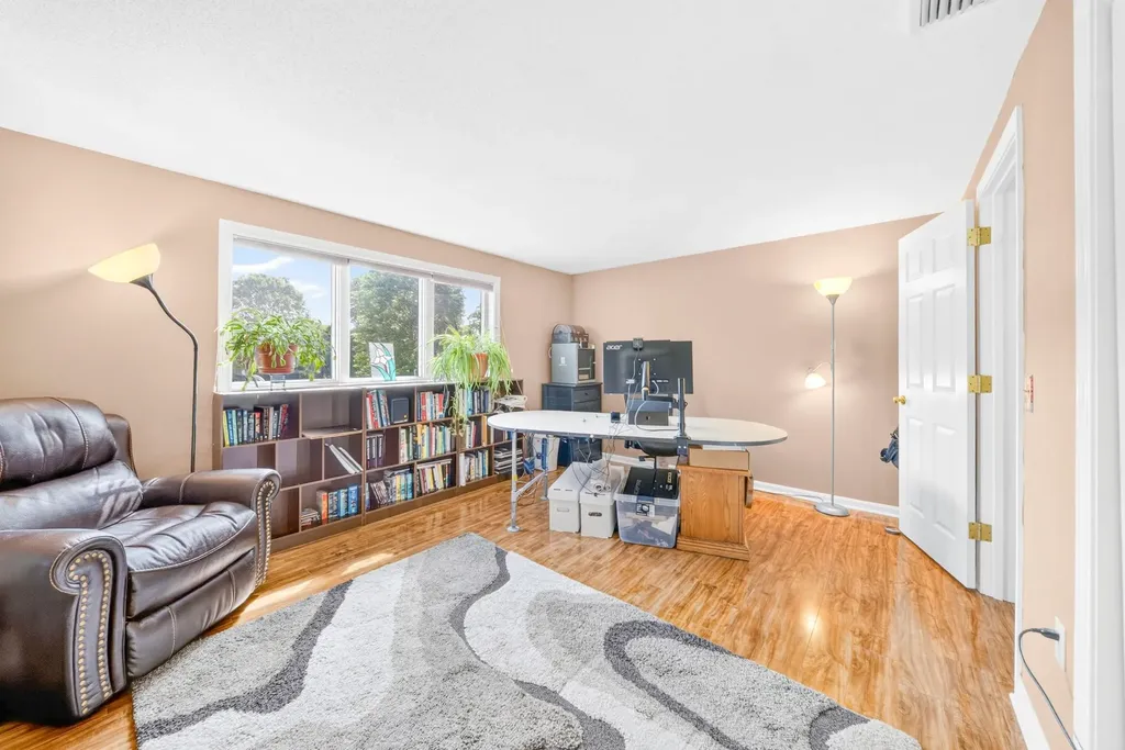 70 Walden Pond Drive Nashua NH 03064