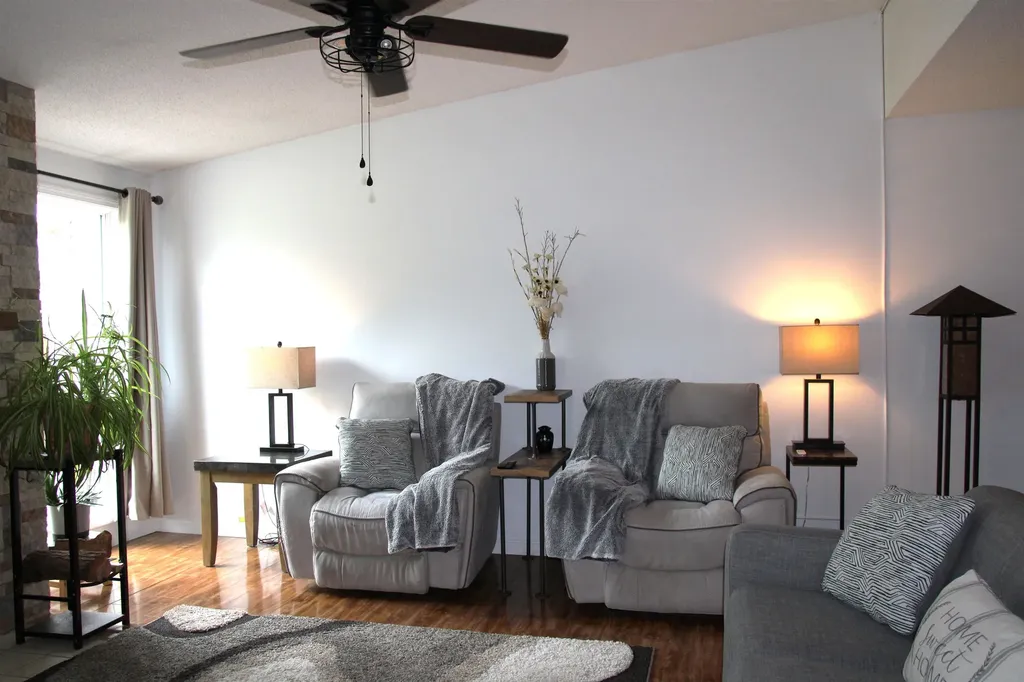 70 Walden Pond Drive Nashua NH 03064