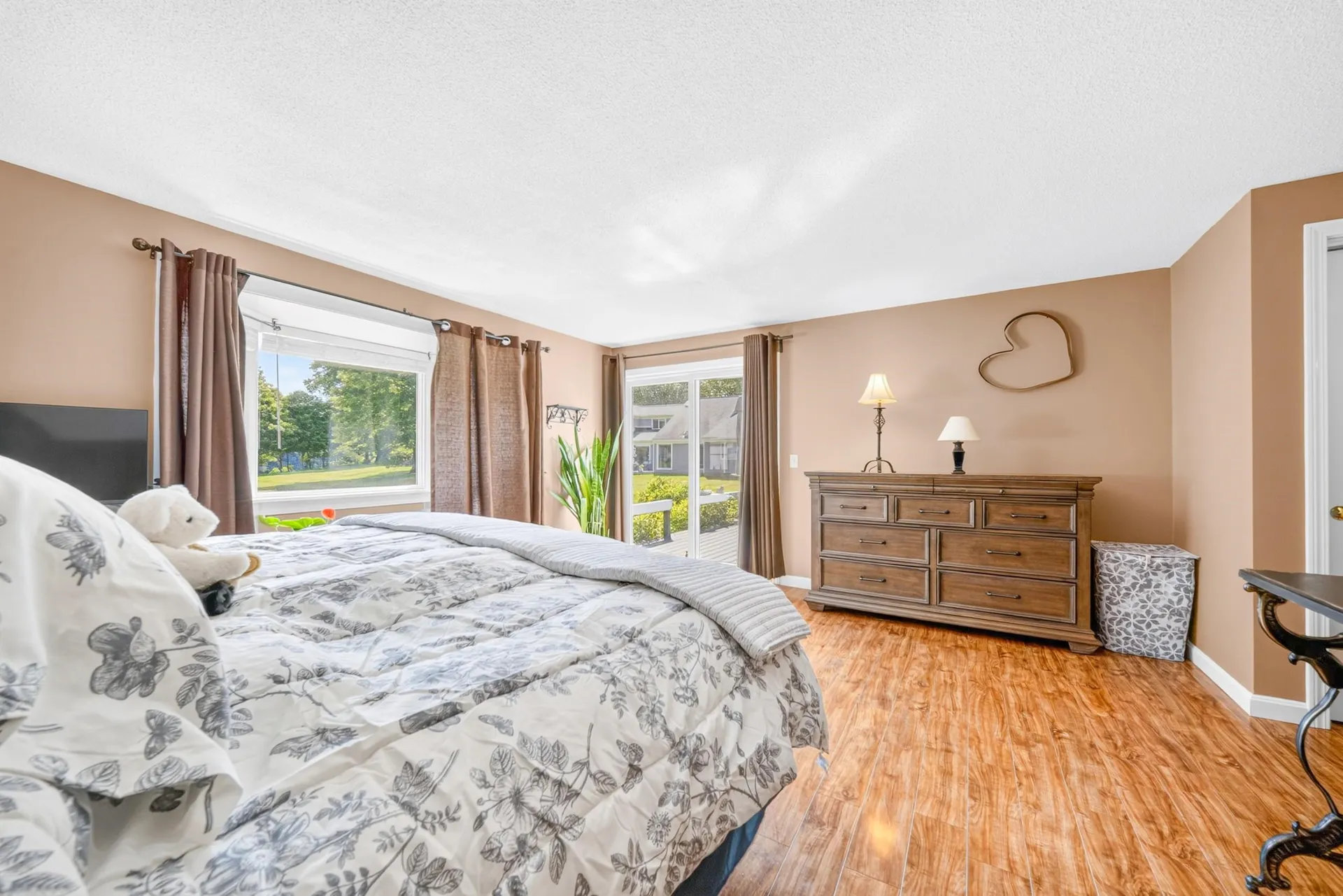 70 Walden Pond Drive Nashua NH 03064