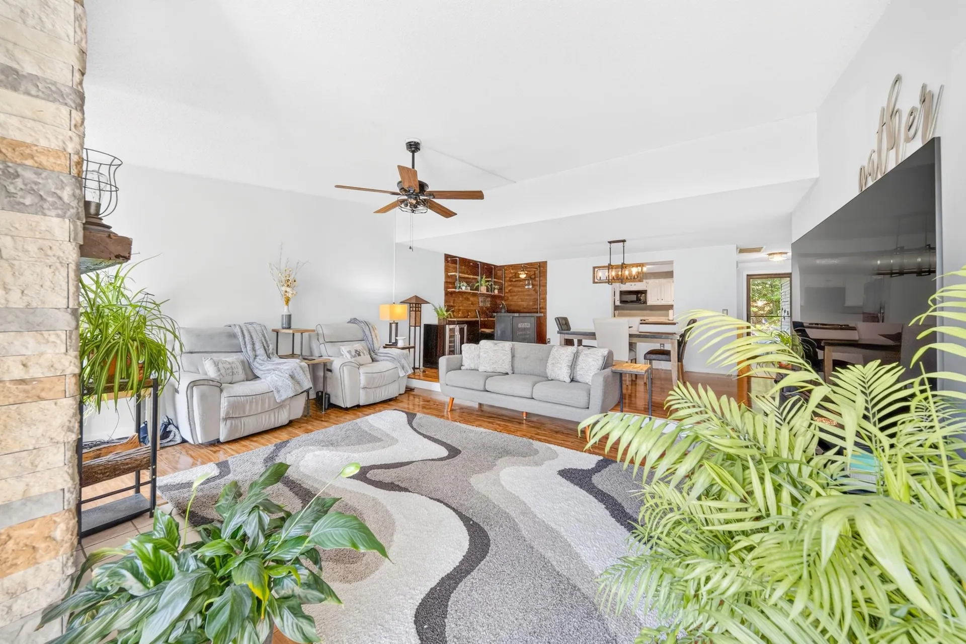 70 Walden Pond Drive Nashua NH 03064