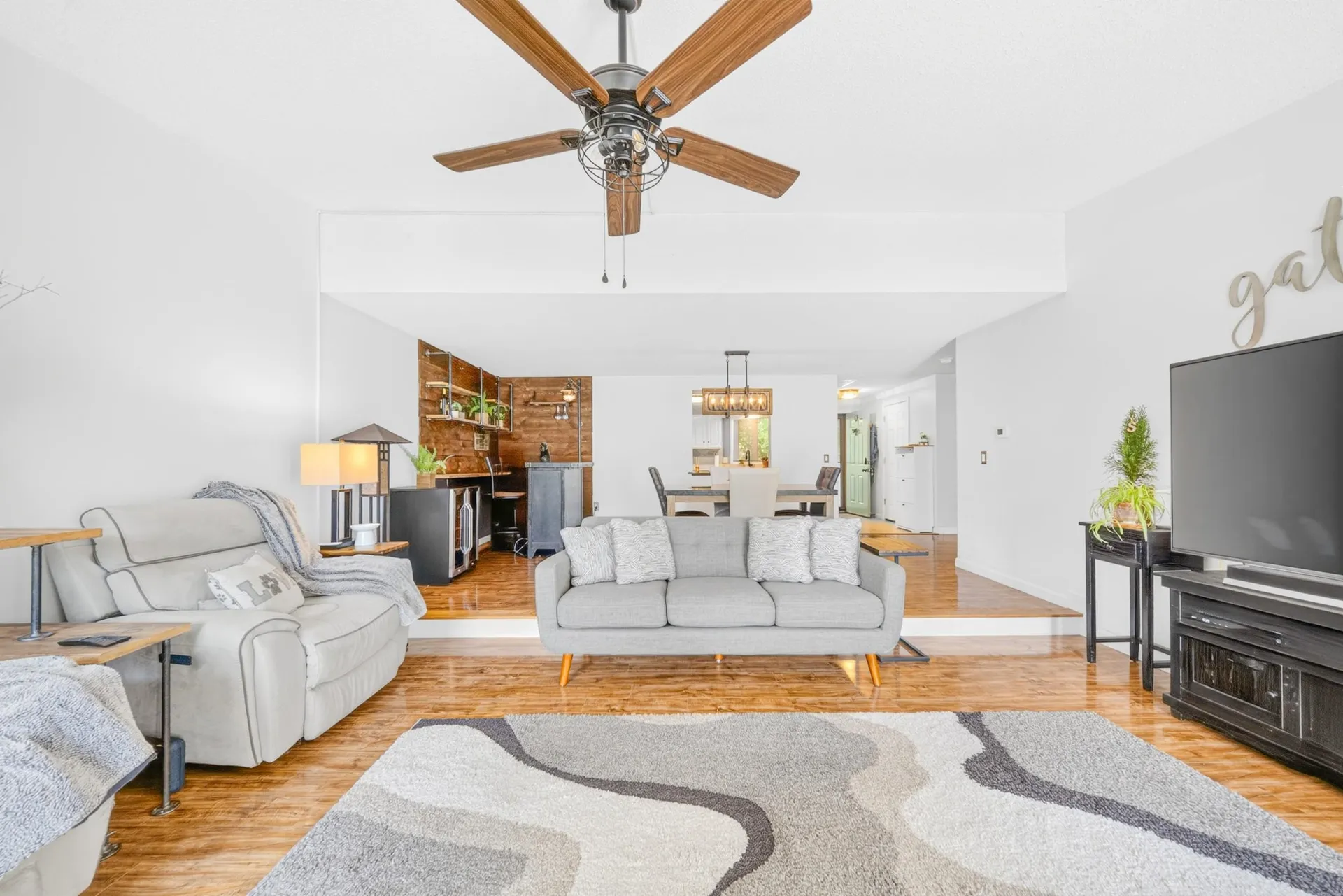 70 Walden Pond Drive Nashua NH 03064