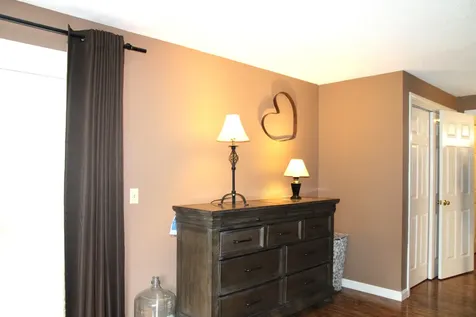70 Walden Pond Drive Nashua NH 03064