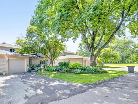 70 Walden Pond Drive Nashua NH 03064