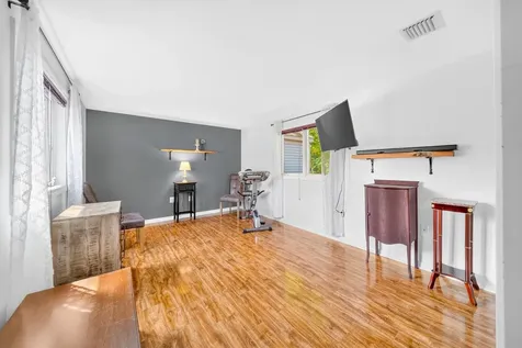 70 Walden Pond Drive Nashua NH 03064