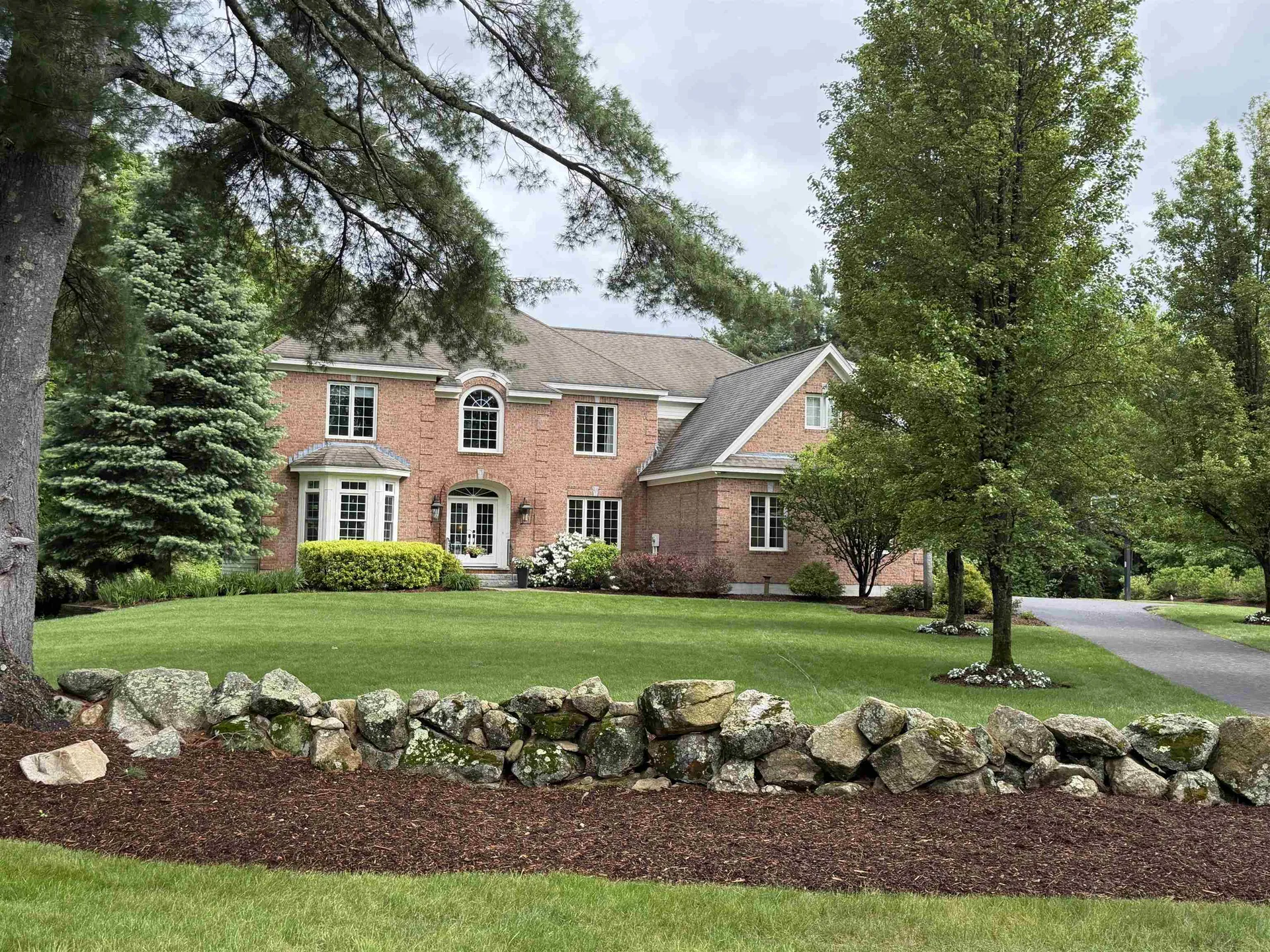 15 County Road Bedford NH 03110