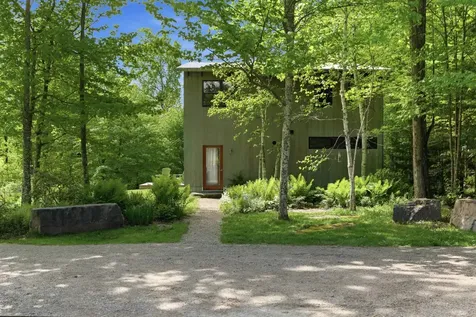 296 West Hill Road Lincoln VT 05443
