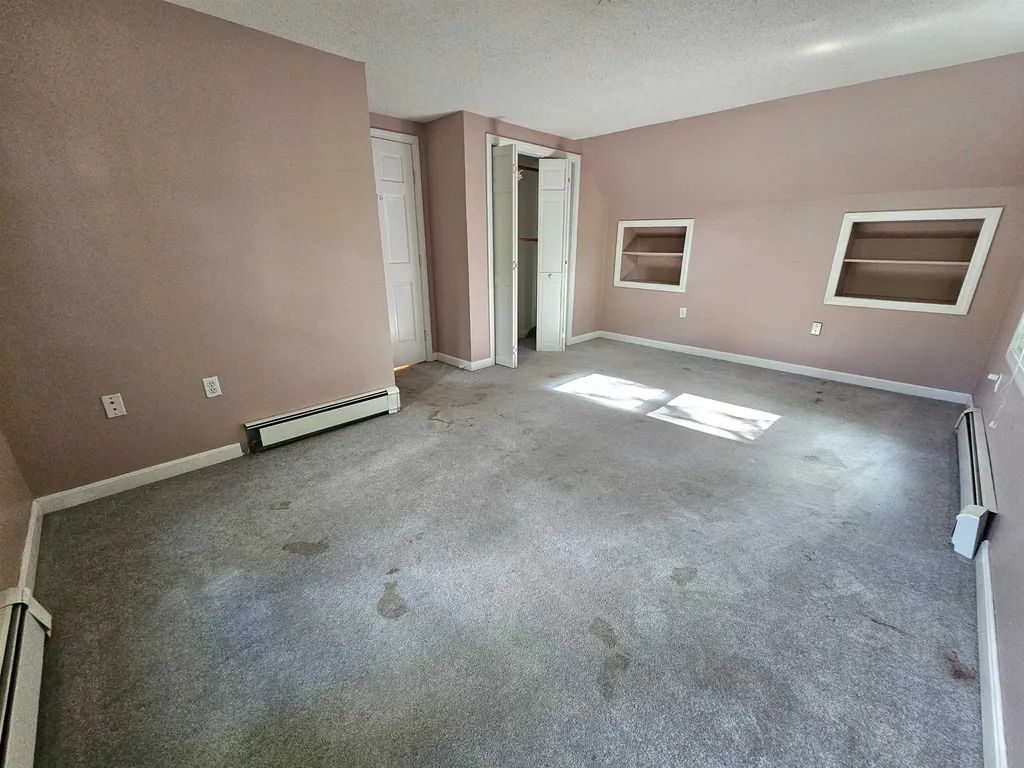 27 Boyle Street Lincoln NH 03251