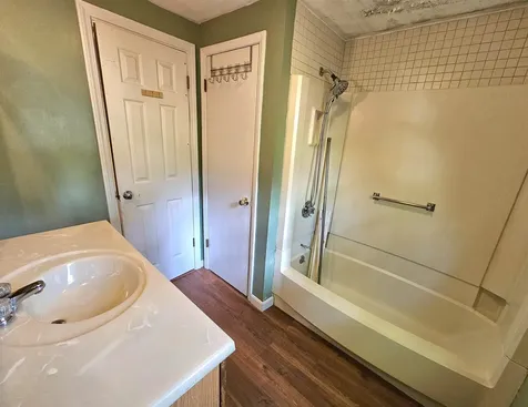 27 Boyle Street Lincoln NH 03251
