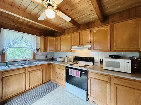 6 Femia Drive Stewartstown NH 03576