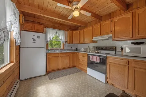 6 Femia Drive Stewartstown NH 03576