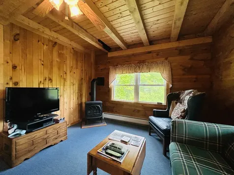 6 Femia Drive Stewartstown NH 03576