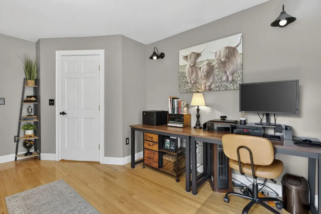 376 Main Street Hopkinton NH 03229