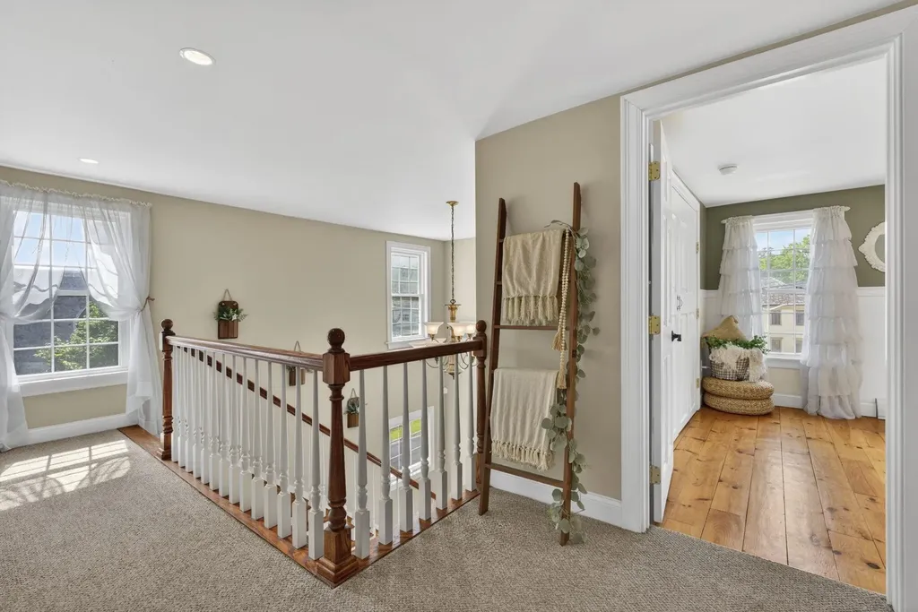 376 Main Street Hopkinton NH 03229