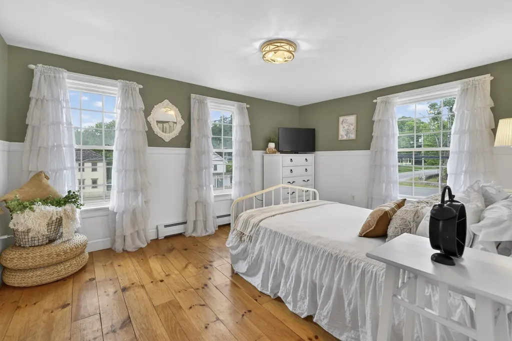 376 Main Street Hopkinton NH 03229
