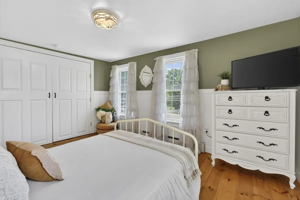376 Main Street Hopkinton NH 03229