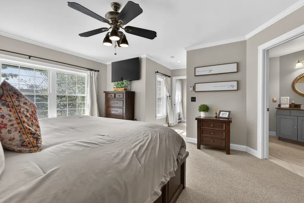 376 Main Street Hopkinton NH 03229