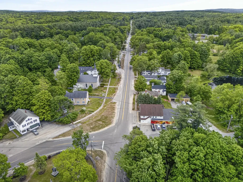 376 Main Street Hopkinton NH 03229