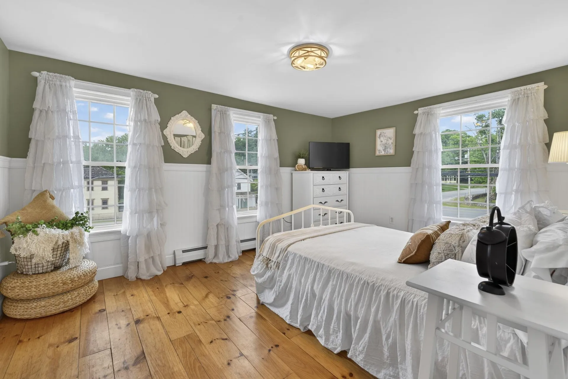 376 Main Street Hopkinton NH 03229