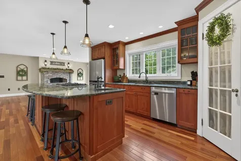 376 Main Street Hopkinton NH 03229