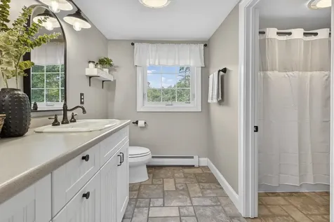 376 Main Street Hopkinton NH 03229