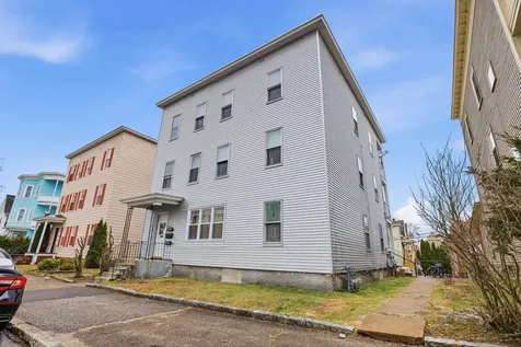 553 Dubuque Street Manchester NH 03102