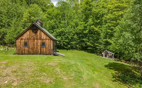 8 Twin Rocks Road Dover VT 05356