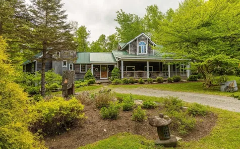 8 Twin Rocks Road Dover VT 05356