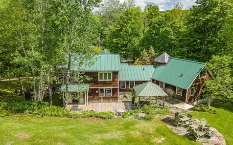 8 Twin Rocks Road Dover VT 05356