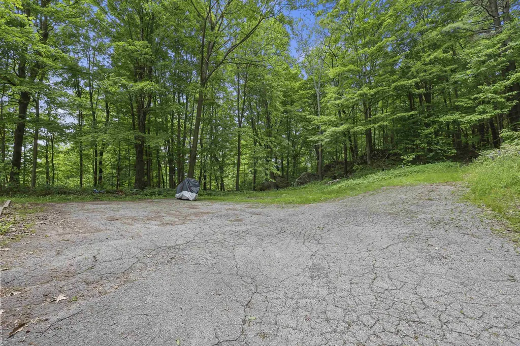 348 Center Street Pownal VT 05261