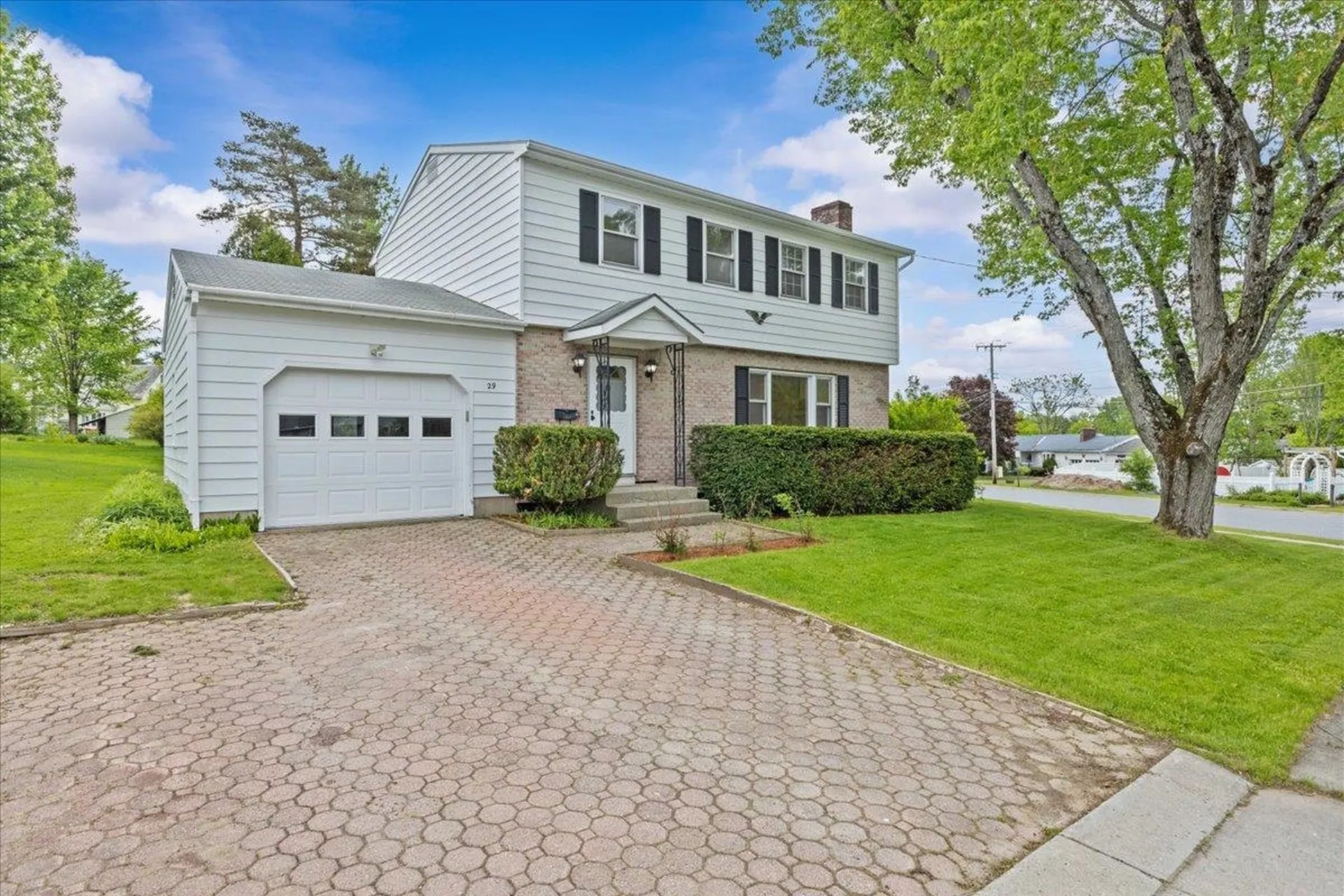 29 Drury Drive Essex Junction VT 05452