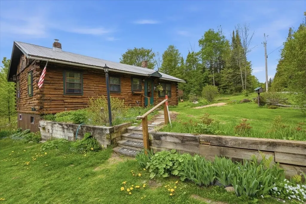 3637 Noyestar Road Walden VT 05836