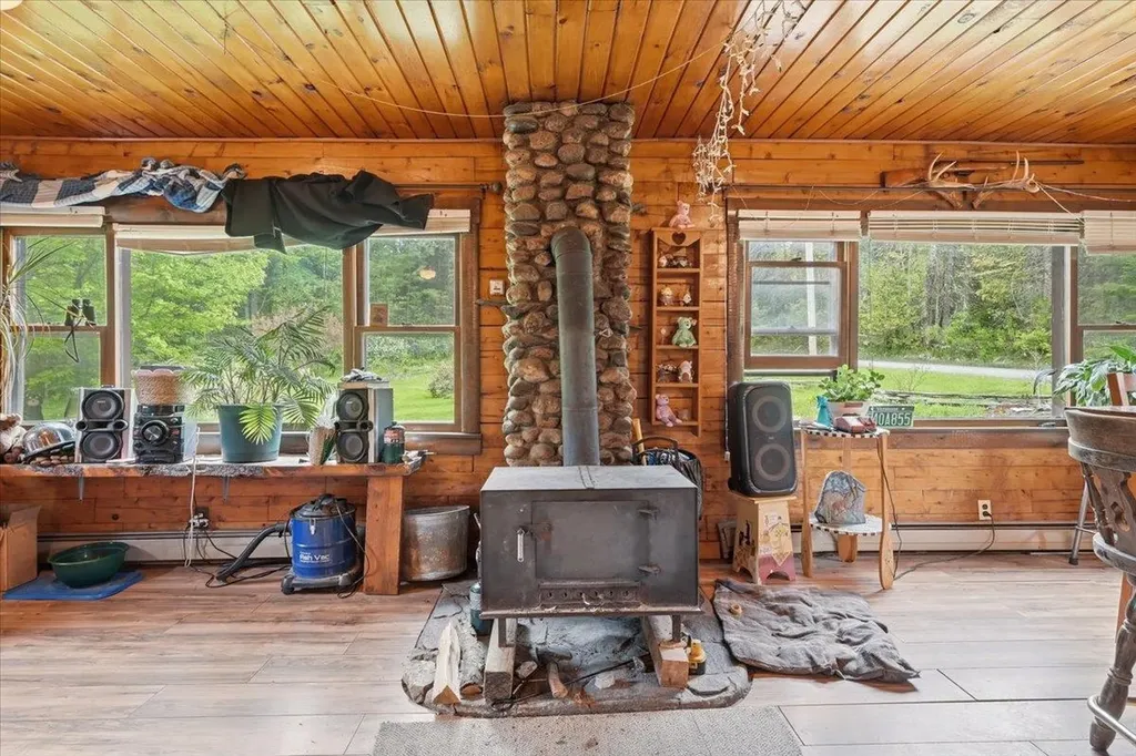 3637 Noyestar Road Walden VT 05836