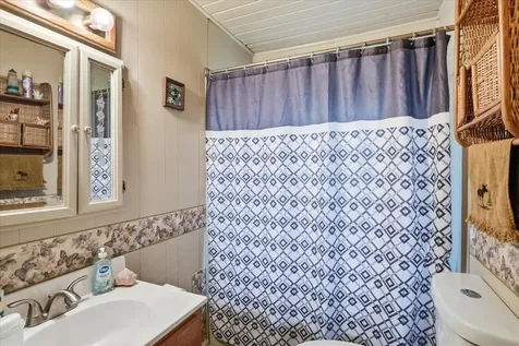 3637 Noyestar Road Walden VT 05836