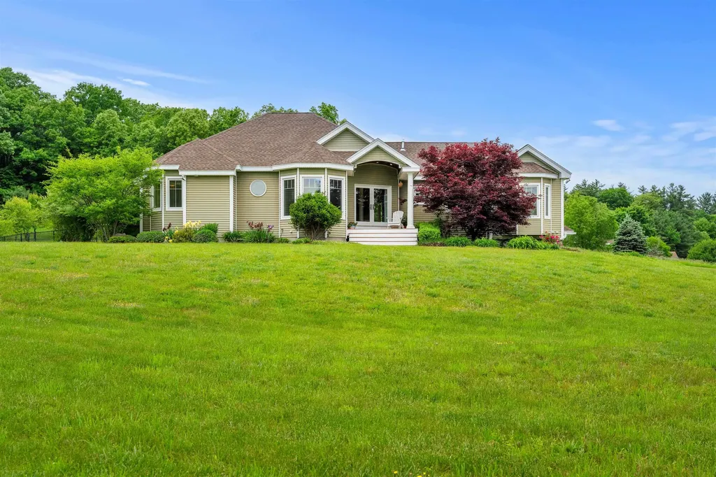 164 Broad Street Hollis NH 03049