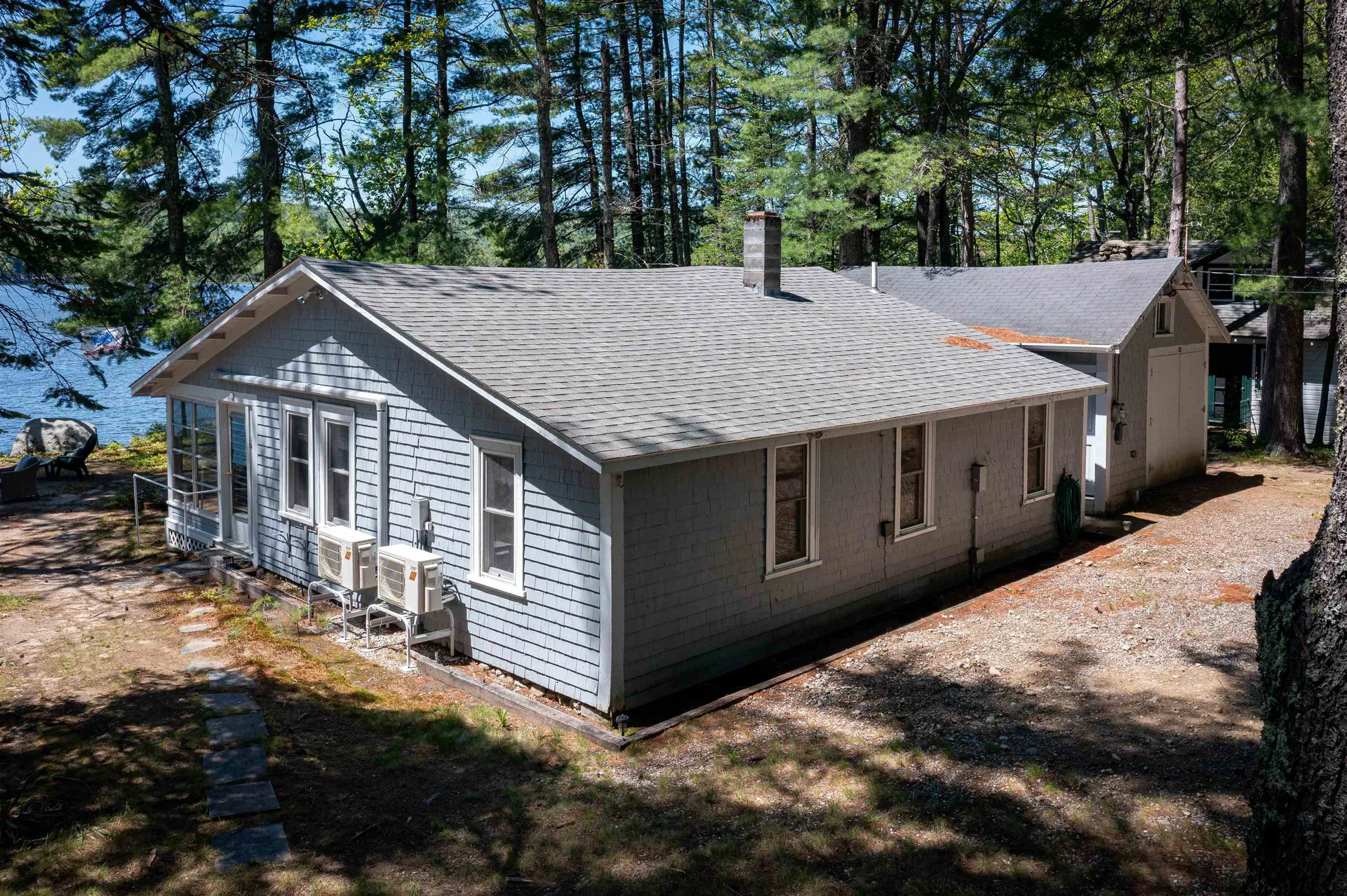 33 Oak Avenue Effingham NH 03882