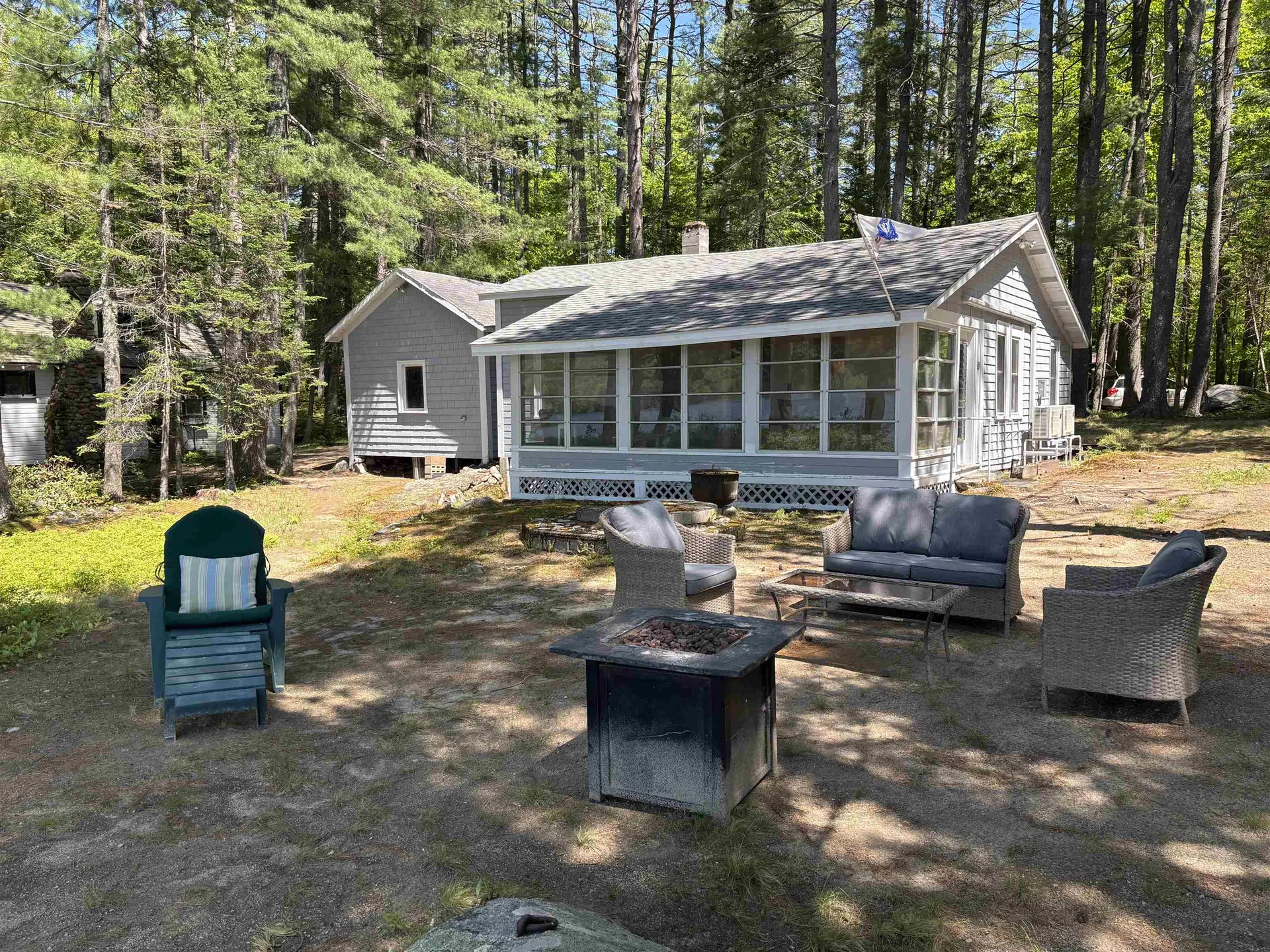 33 Oak Avenue Effingham NH 03882