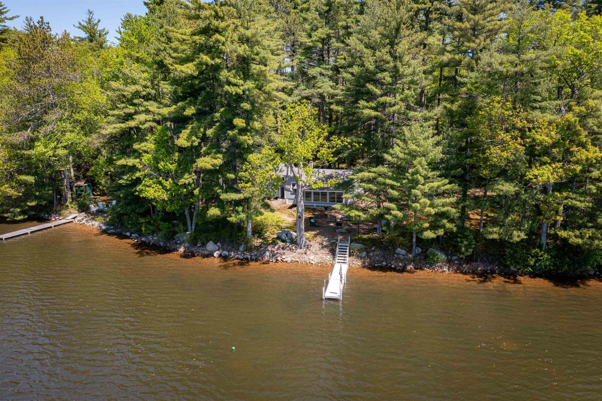 33 Oak Avenue Effingham NH 03882