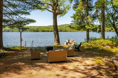 33 Oak Avenue Effingham NH 03882
