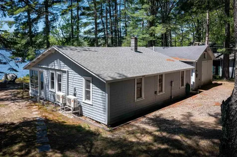 33 Oak Avenue Effingham NH 03882