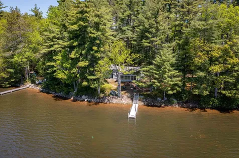 33 Oak Avenue Effingham NH 03882