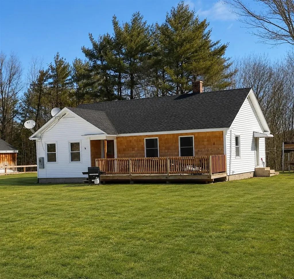 341 Hill Road Franklin NH 03235